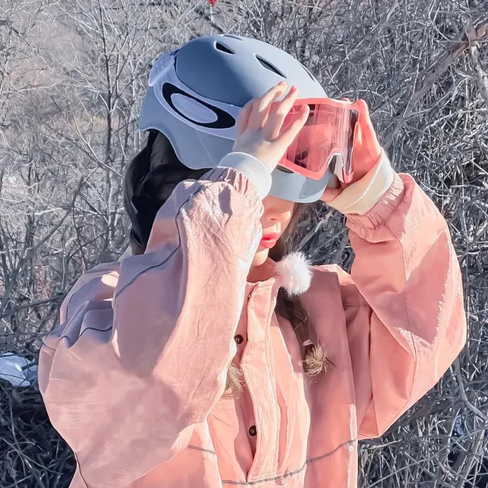 地上最炯新娘 海报