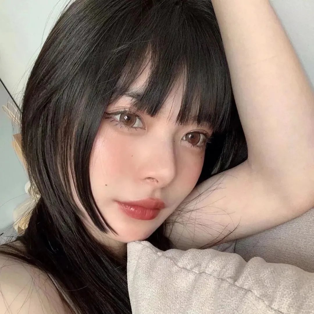少女佳禾 海报